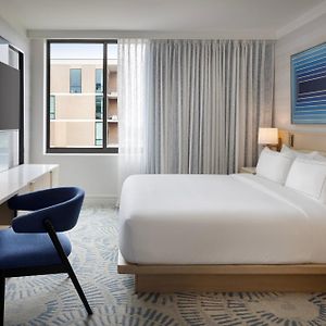 King Room Mobility or hearing accessible